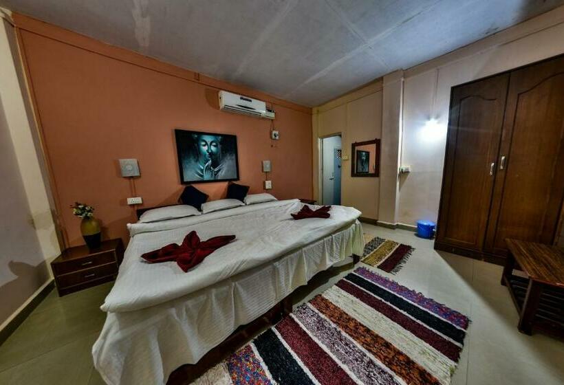 Трехместный Номер Deluxe, Shiva Cottages
