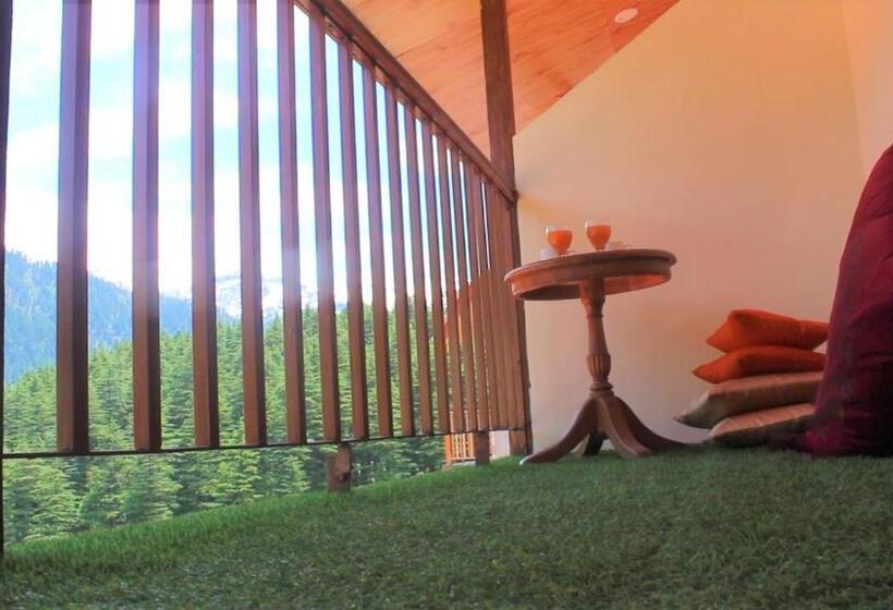 سوییت خانوادگی, Sparsh Resort