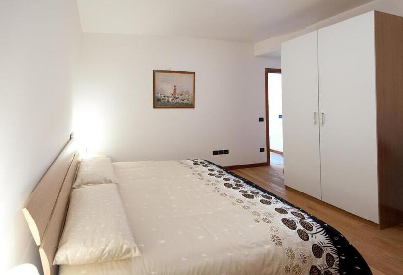 Номер Deluxe, La Casa Di Linda