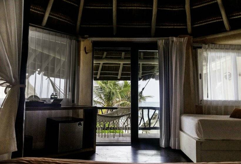 オーシャンビューデラックスルーム, Villa Las Estrellas Tulum  Located At The Party Zone