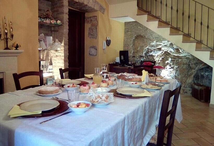 Номер Стандарт Трехместный, Bed And Breakfast La Sentinella