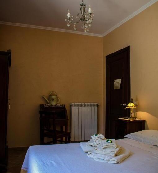 Номер Стандарт с Балконом, Bed And Breakfast La Sentinella