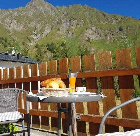 آپارتمان 2 خوابه, Apart Garni Motnaida