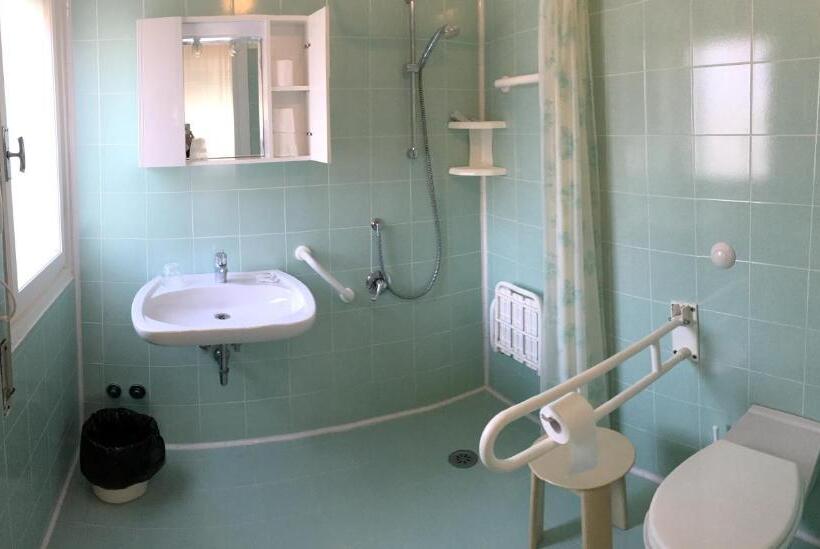 Habitación Estándar Adaptada para Discapacitados, Casa Diomira