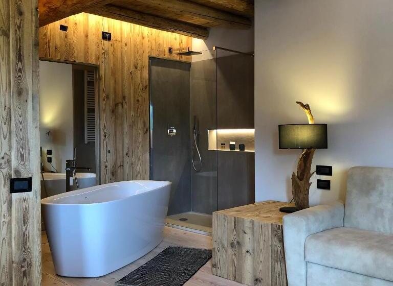 سوییت جونیور لوکس, Vecchia Stazione Mountain Elegance