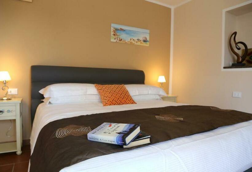 Quarto Triplo Deluxe, Villa Piana
