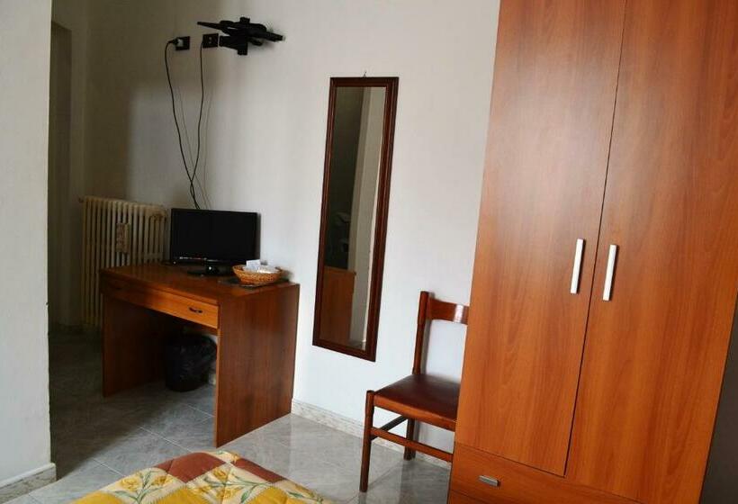 اتاق استاندارد, Albergo Imperiale