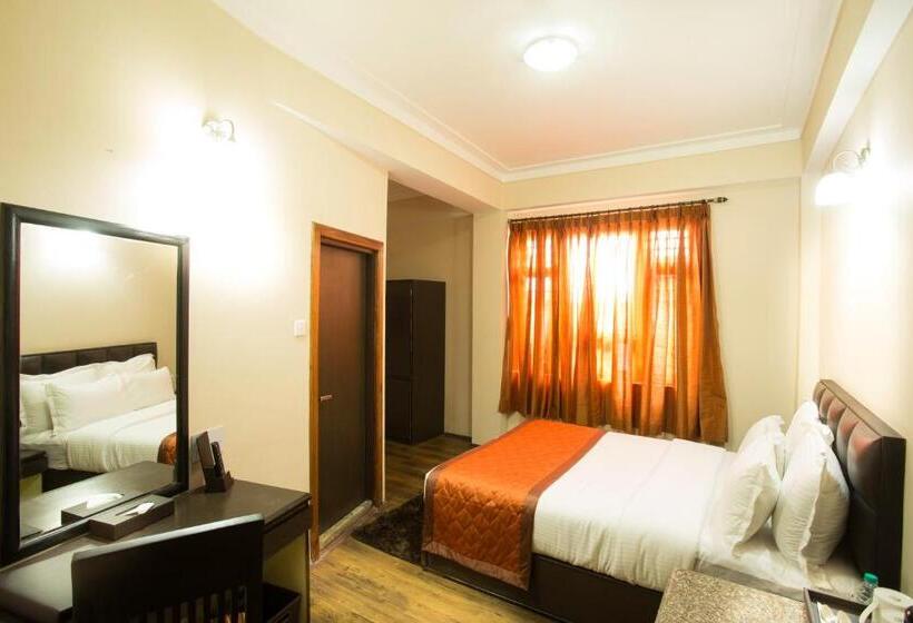 Quarto Deluxe, New Orchid Lords Inn Gangtok