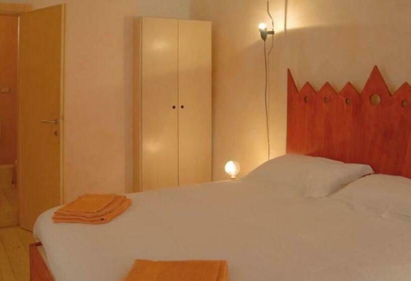 Номер Стандарт, La Tata B&b