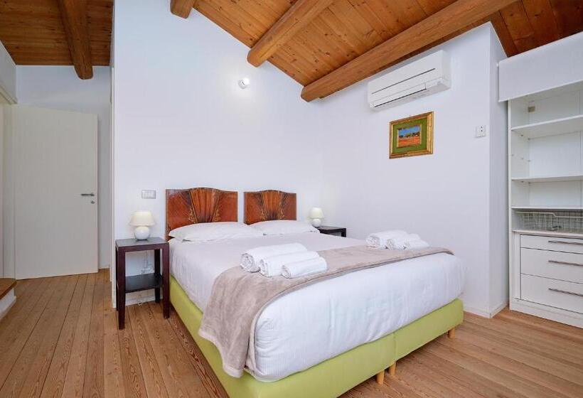 آپارتمان 2 خوابه, Petrantica Resort