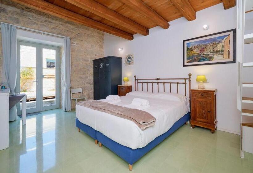 استودیوی استاندارد, Petrantica Resort