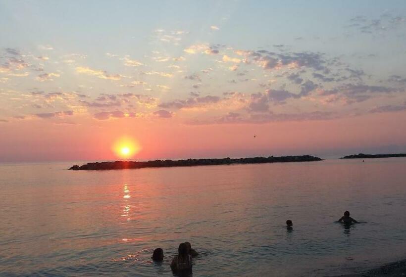 اتاق استاندارد, La Marinella
