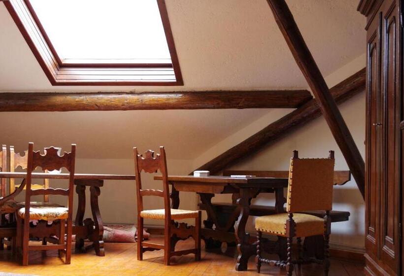 ファミリールーム, Villa Puccini