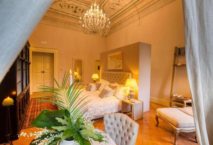 سوئیت با وان آب گرم, Corte Rossetti Le Dimore Luxury B&b