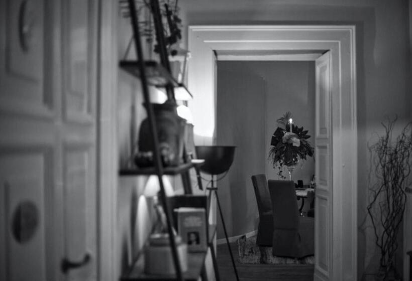 اتاق استاندارد با بالکن, Corte Rossetti Le Dimore Luxury B&b