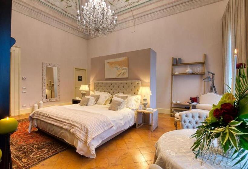 سوئیت با وان آب گرم, Corte Rossetti Le Dimore Luxury B&b