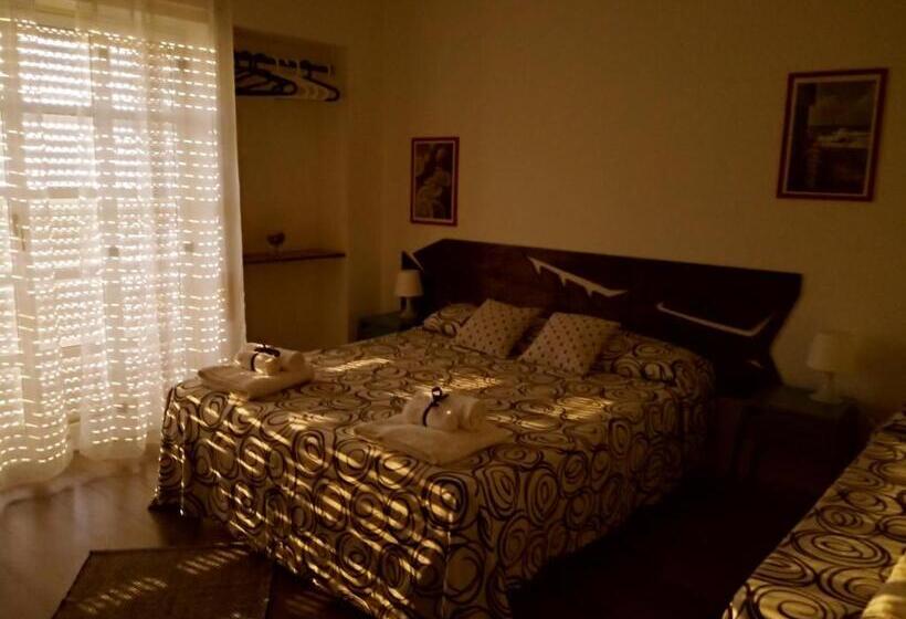 Standard Triple Room, Idria B&b
