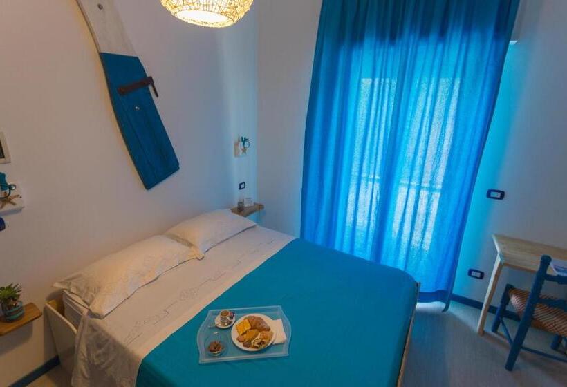 Quarto Triplo Estandar, Controvento Rooms