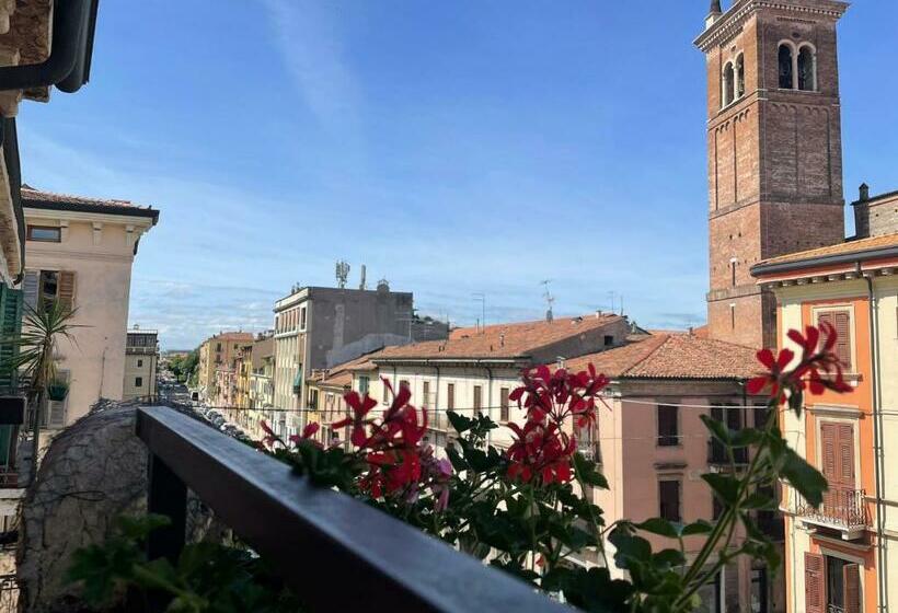 اتاق استاندارد, Verona Rooms
