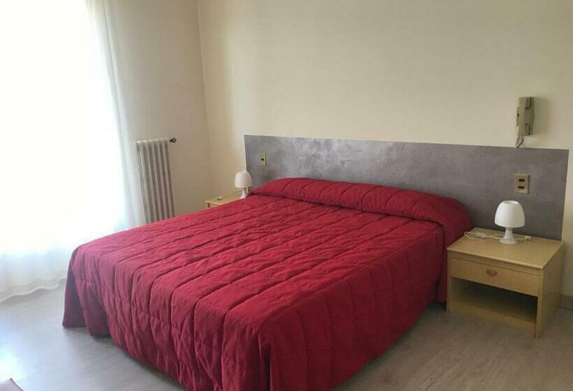 Номер Стандарт, Albergo Bar Ristorante Alla Rama