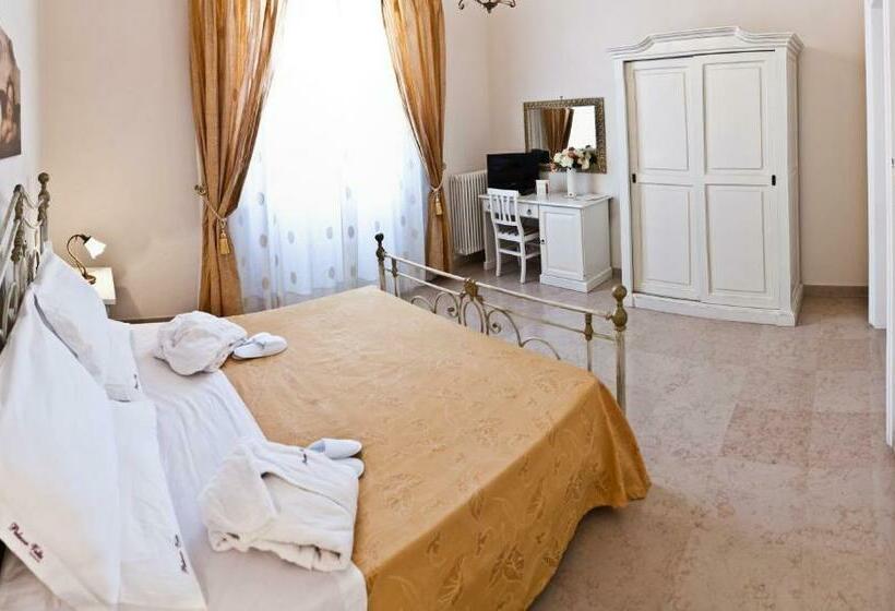 اتاق استاندارد با تخت بزرگ, Palazzo Volta Boutique Luxury B&b