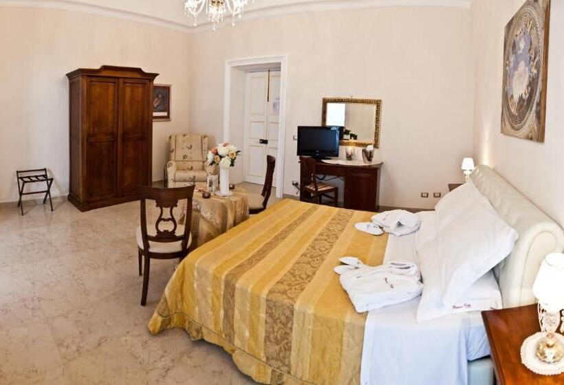 اتاق استاندارد با تخت بزرگ, Palazzo Volta Boutique Luxury B&b