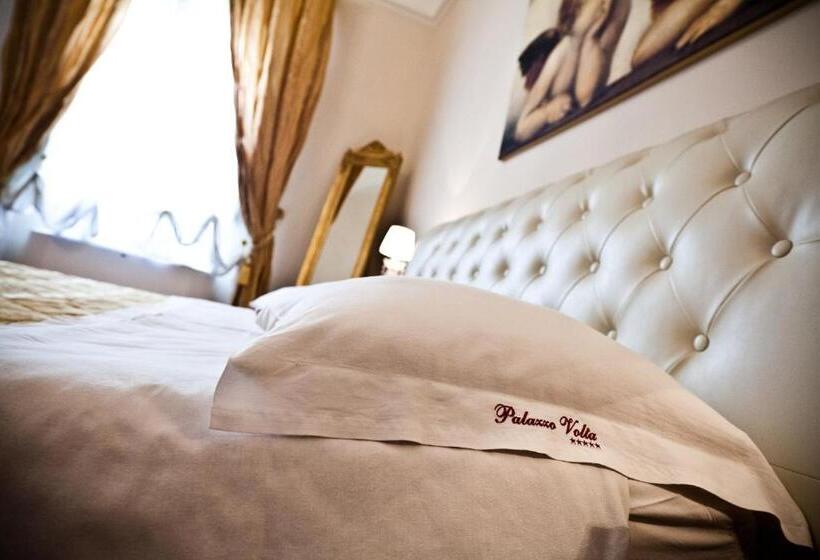 اتاق لوکس چهار تخته, Palazzo Volta Boutique Luxury B&b