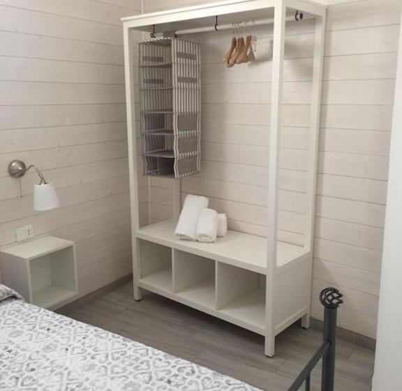 Семейное Студио, Bed & Breakfast Mafi