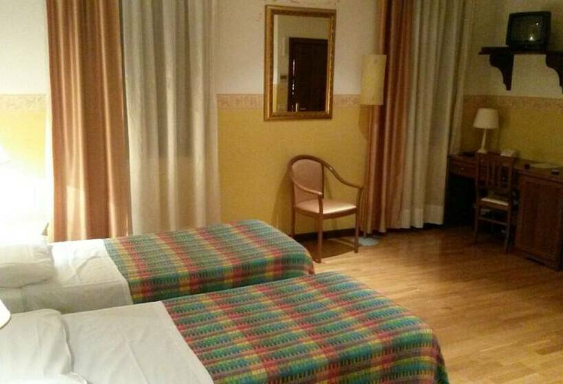 Standardrum, Albergo Ristorante Flora