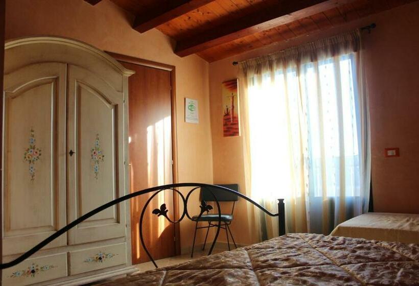 Номер Стандарт Трехместный, Agorà Akrai B&b
