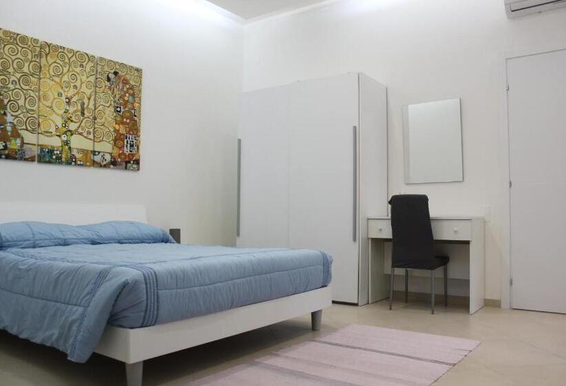 Четырехместный Номер Стандарт, Agorà Akrai B&b