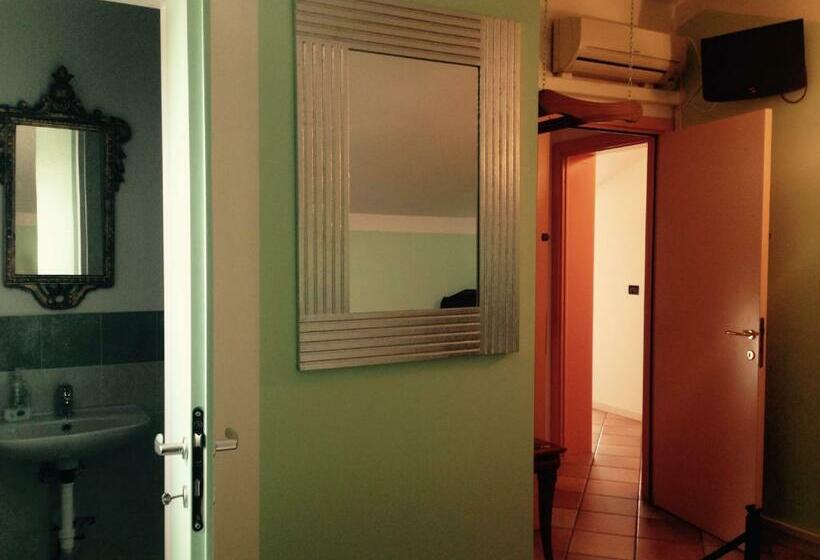 Номер Стандарт, B&b La Corte