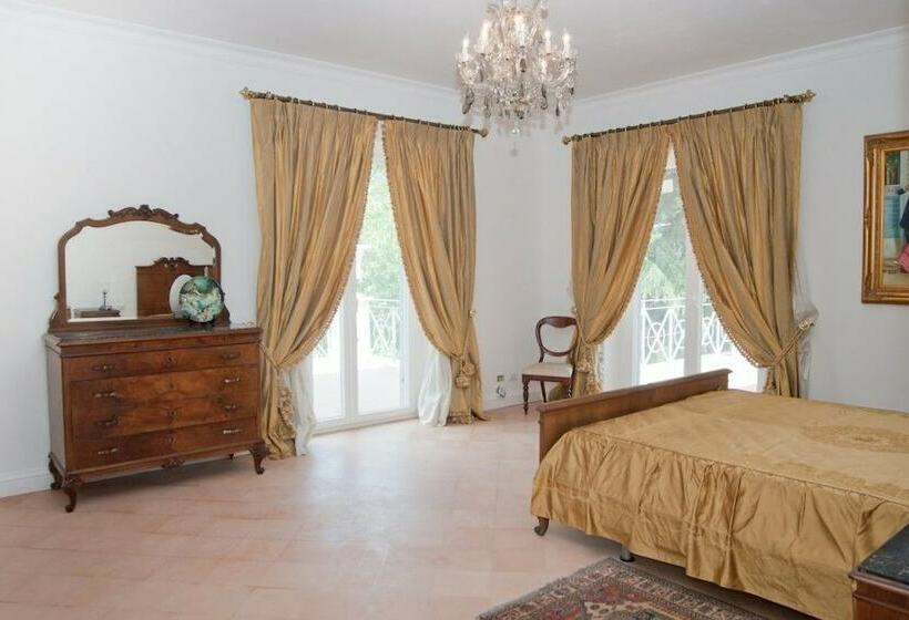 Quarto Estandar, Villa Strampelli