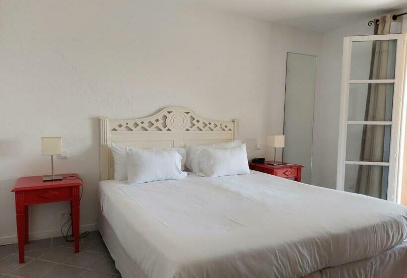 스탠다드 룸, Hôtel Les Bouis   Vue Mer