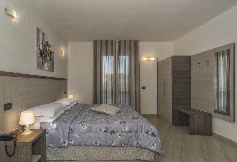 Chambre Standard avec Balcon, Lido Inn