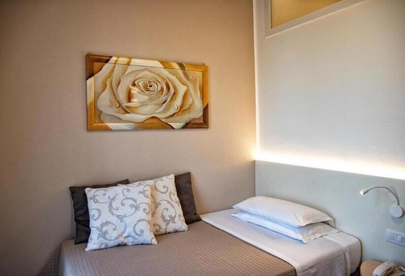 اتاق استاندارد یک نفره, Villa Fulgida