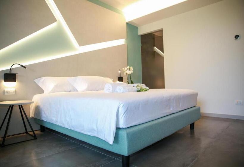 스탠다드 스튜디오 풀장 전망, La Cipressina B&b