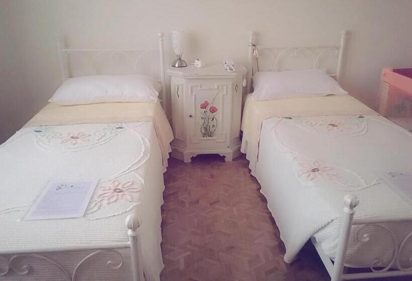 4인용 스탠다드 룸, B&b Villa Adriano