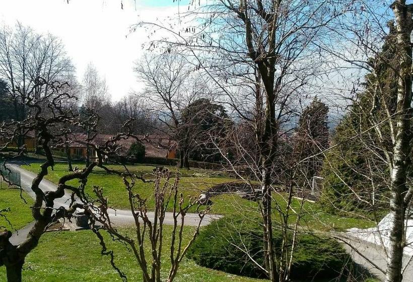 Полулюкс с Балконом, Il Colombé B&b