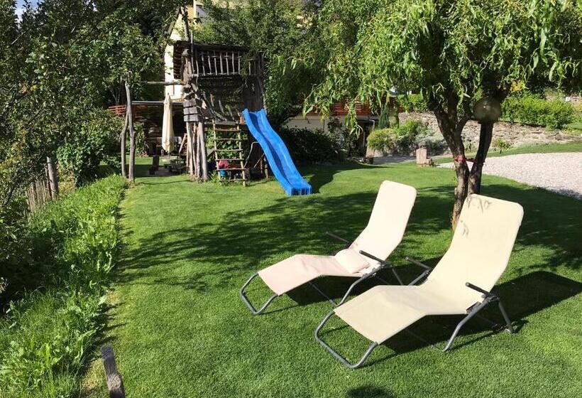 Номер Стандарт с Балконом, Haus Lasaun