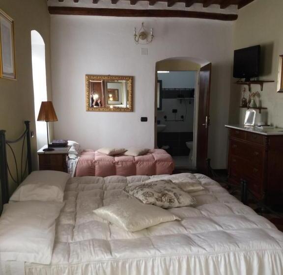 Quarto Triplo Estandar, Le Travi
