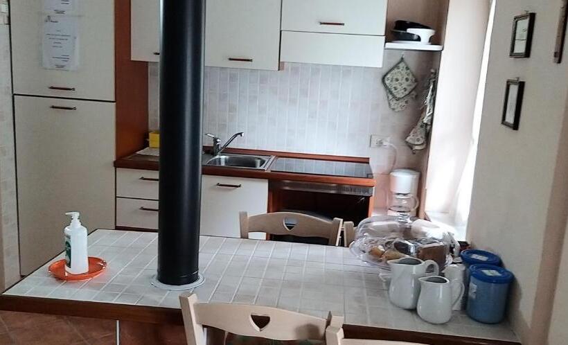 اتاق استاندارد, Bed & Breakfast Gli Oleandri