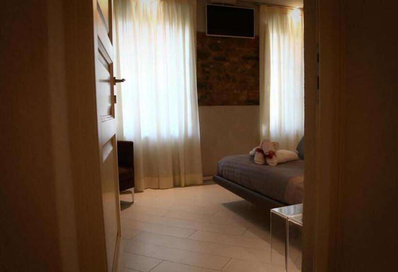 Люкс, Art Boutique Hotel Acchiappasogni