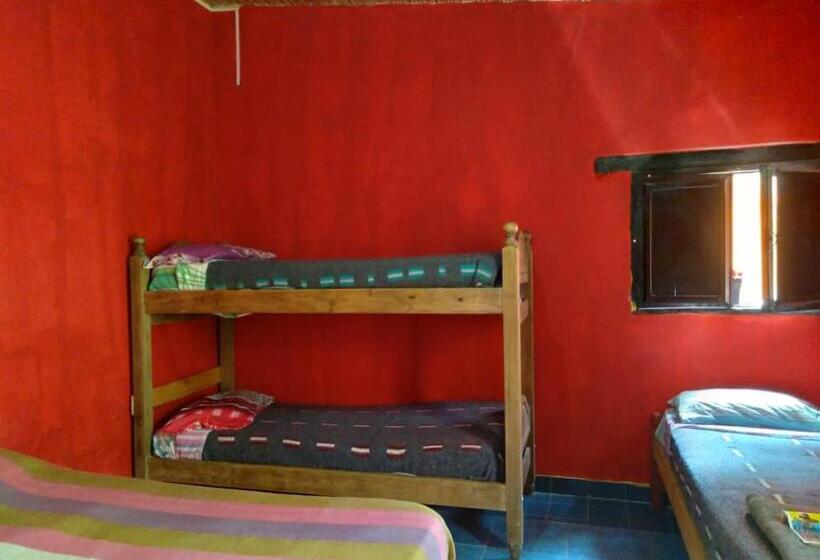 Номер Стандарт Четырехместный Совместный Санузел, Tilcara Hostel