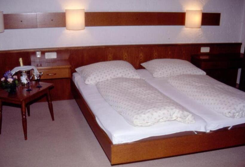 Номер Economy, Clubhotel Götzens