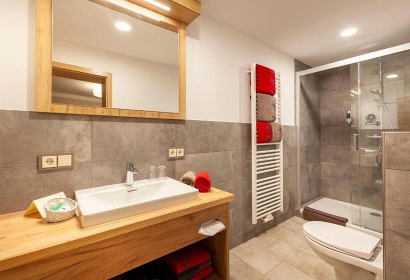 Полулюкс с Балконом, Genusshotel Hohenbogen
