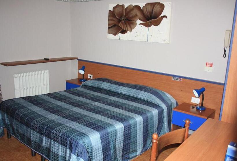 Номер Стандарт, Albergo Marsari