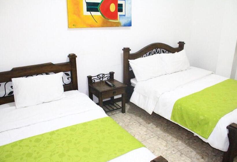 Quarto Estandar, Colonial Manizales