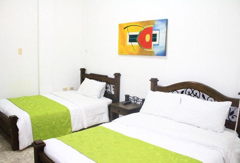 Quarto Triplo Estandar, Colonial Manizales