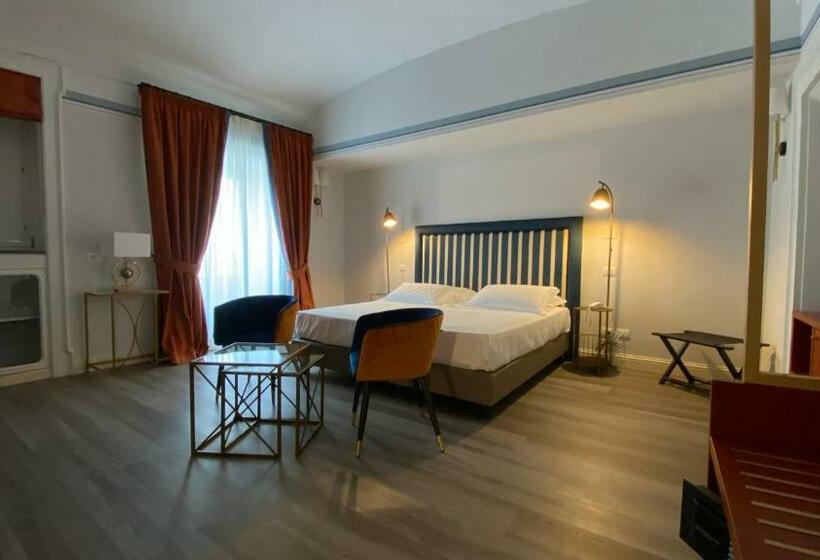اتاق لوکس با بالکن, Lanterne Magiche Ortigia Suites